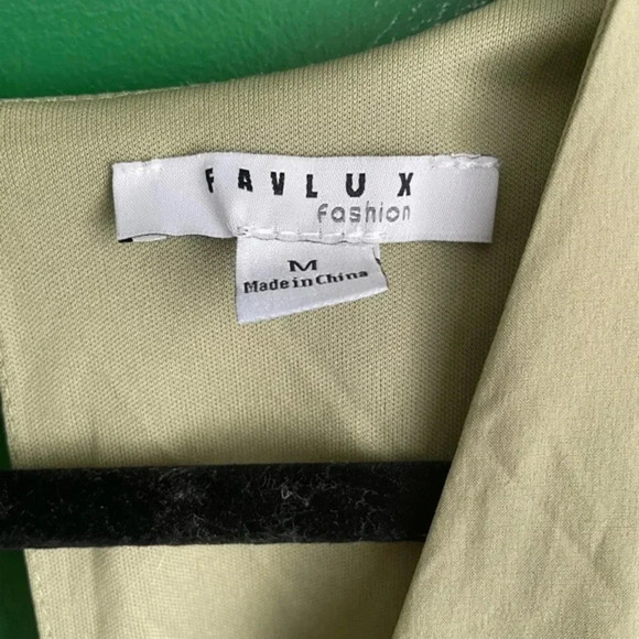 CLEARANCE! Favlux Jumpsuit Romper‎ Jumper Size Medium EUC! - Picture 6 of 6